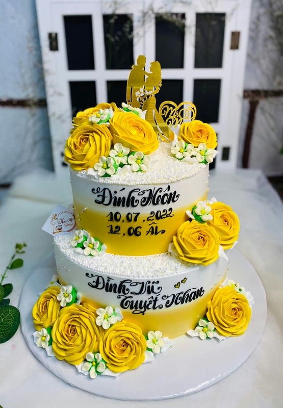 Bánh kem cưới một tầng in hình cô dâu chú rể - FRIENDSHIP CAKES & GIFT